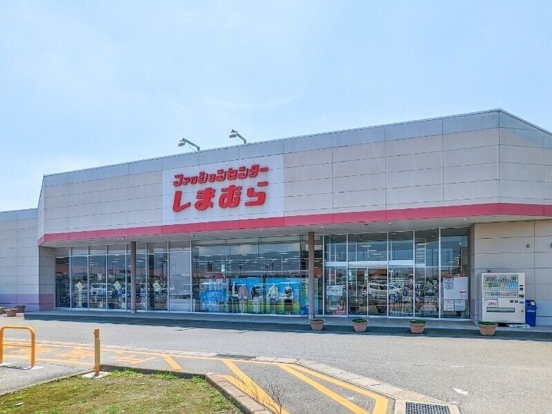 �y���Ӂz�@�t�@�b�V�����Z���^�[���܂ނ牺�c���X